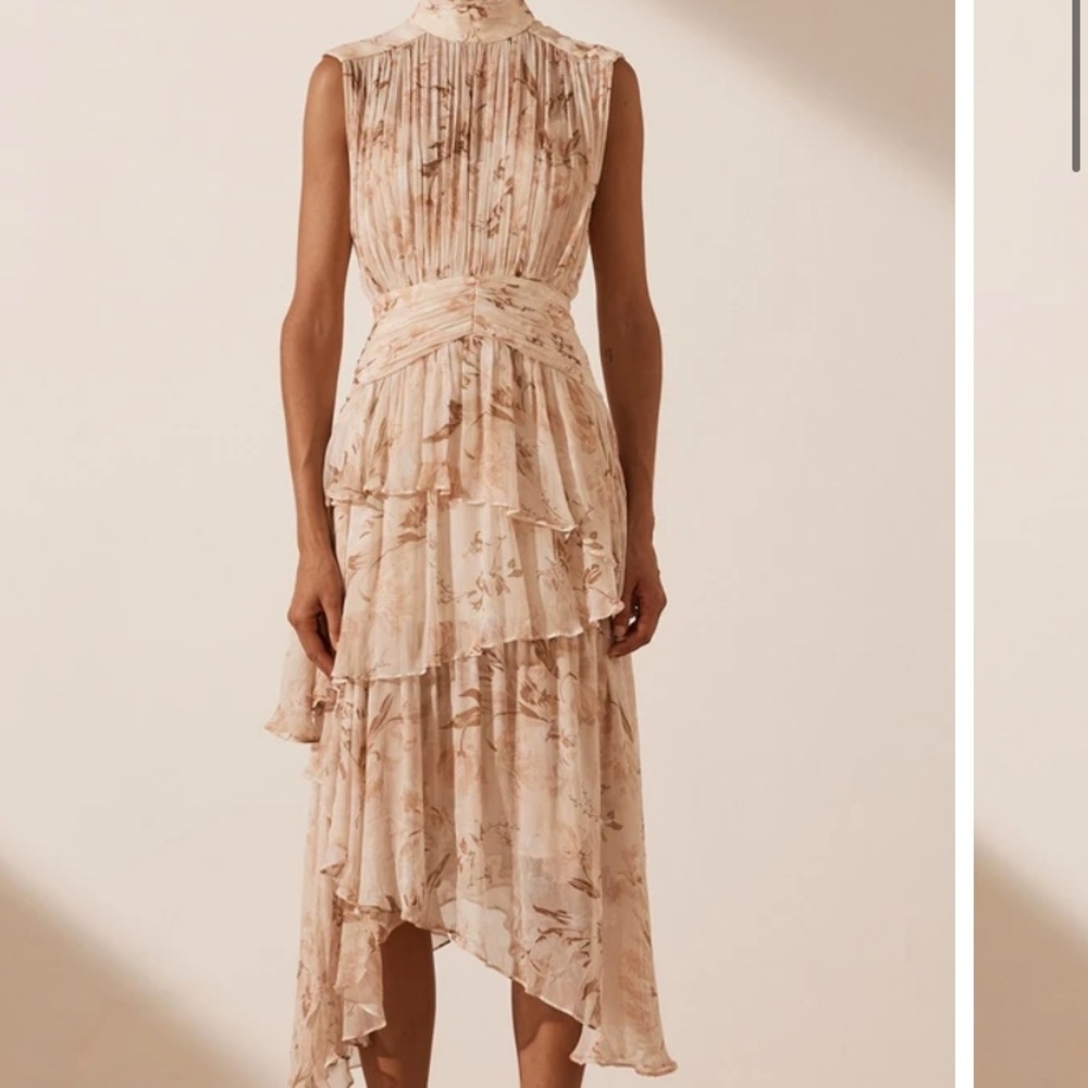 NWT Shona Joy Nina sleeveless ruched midi size 6